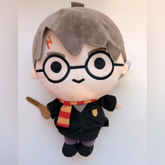 8” Harry Potter Wizarding World Plush - Picture 1 of 12